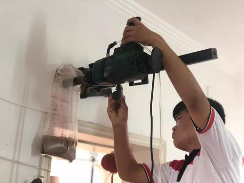 分期付款、簡(jiǎn)化手續(xù)、交叉施工…… 老舊小區(qū)供熱改造搭上“順風(fēng)車(chē)”